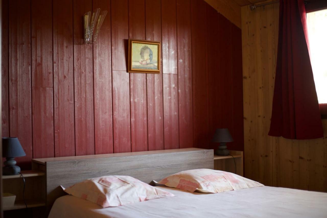 Gite La Ferme De Baffour La Chaise-Dieu Esterno foto